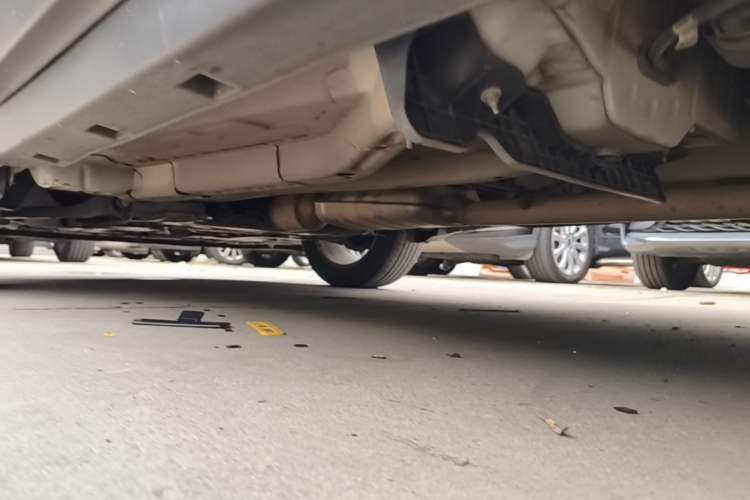 Used Buick Encore 2015 1.4T Automatic Two-Wheel Drive Urban Elite Version Chassis Rear Left