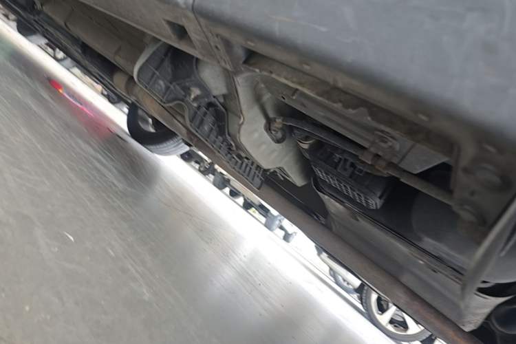 Used Buick Encore 2015 1.4T Automatic Two-Wheel Drive Urban Leading Model Chassis Rear Left
