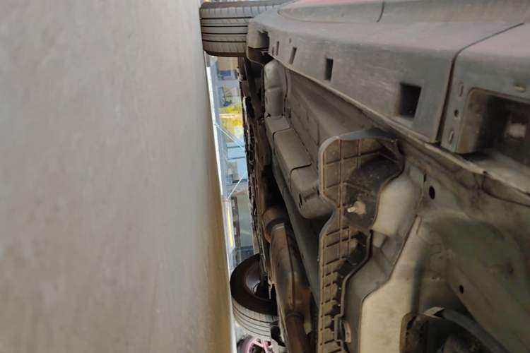 Used Buick Encore 2015 1.4T Automatic Two-Wheel Drive Urban Leading Model Chassis Rear Left