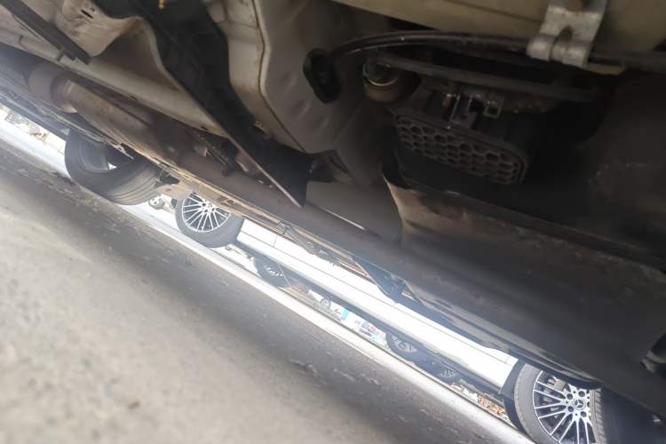 Used Buick Encore 2015 1.4T Automatic Two-Wheel Drive Urban Elite Version Chassis Rear Left