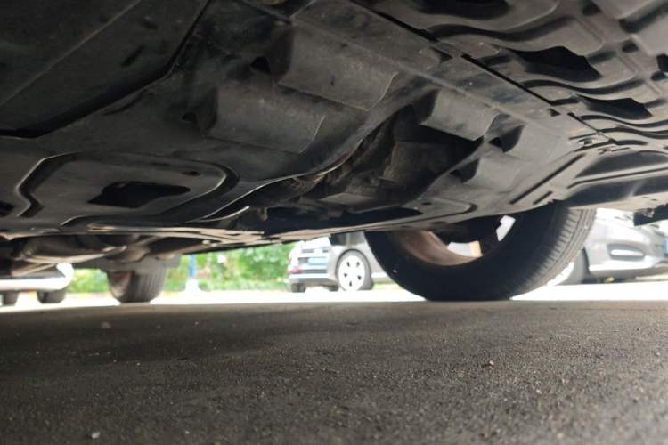 Used Buick Encore 2015 1.4T Automatic Two-Wheel Drive Urban Elite Version Chassis Rear Left