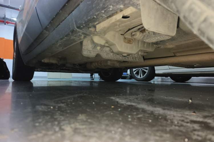Used Buick Encore 2015 1.4T Automatic Two-Wheel Drive Urban Elite Version Chassis Rear Left