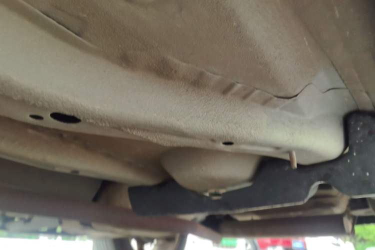 Used Buick Encore 2015 1.4T Automatic Two-Wheel Drive Urban Elite Version Chassis Rear Left