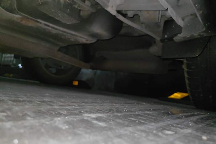 Used Buick Encore 2015 1.4T Automatic Two-Wheel Drive Urban Elite Version Chassis Rear Left