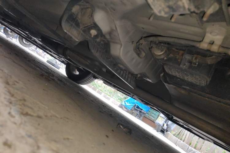 Used Buick Encore 2015 1.4T Automatic Two-Wheel Drive Urban Elite Version Chassis Rear Left