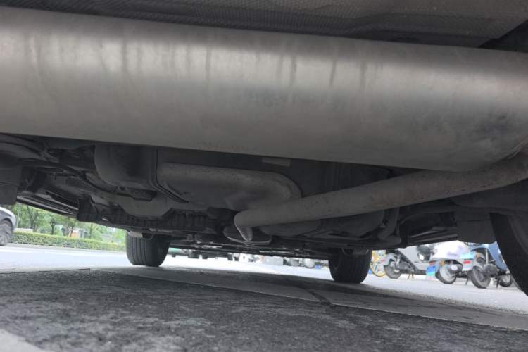 Used Buick Encore 2015 1.4T Automatic Two-Wheel Drive Urban Leading Model Chassis Rear