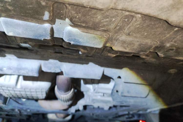 Used Buick Encore 2015 1.4T Automatic Two-Wheel Drive Urban Elite Version Chassis Rear