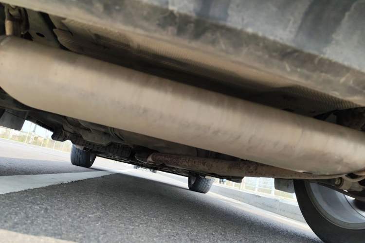 Used Buick Encore 2015 1.4T Automatic Two-Wheel Drive Urban Elite Version Chassis Rear