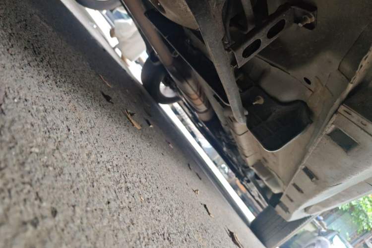 Used Buick Encore 2015 1.4T Automatic Two-Wheel Drive Urban Elite Version Chassis Rear Right