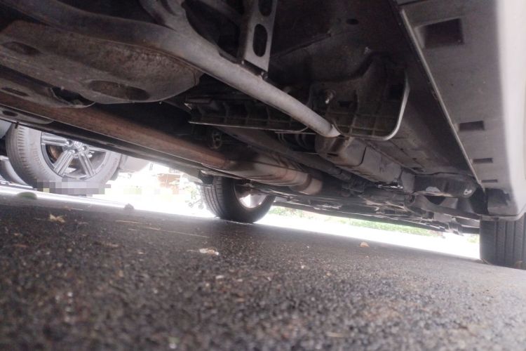 Used Buick Encore 2015 1.4T Automatic Two-Wheel Drive Urban Elite Version Chassis Rear Right