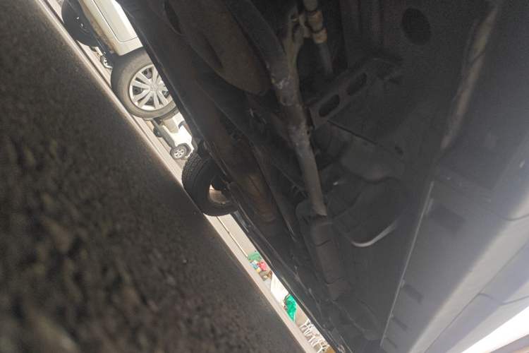 Used Buick Encore 2015 1.4T Automatic Two-Wheel Drive Urban Elite Version Chassis Rear Right