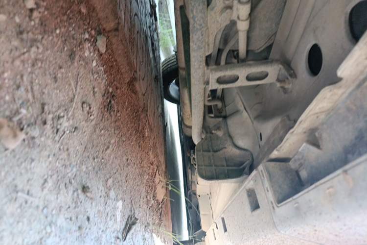 Used Buick Encore 2015 1.4T Automatic Two-Wheel Drive Urban Elite Version Chassis Rear Right