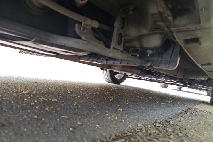 Used Buick Encore 2015 1.4T Automatic Two-Wheel Drive Urban Elite Version Chassis Rear Right