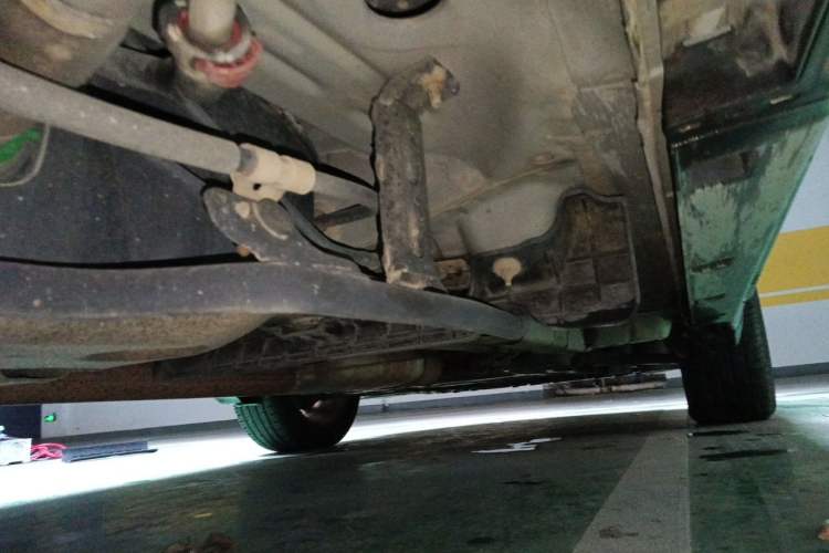 Used Buick Encore 2015 1.4T Automatic Two-Wheel Drive Urban Elite Version Chassis Rear Right
