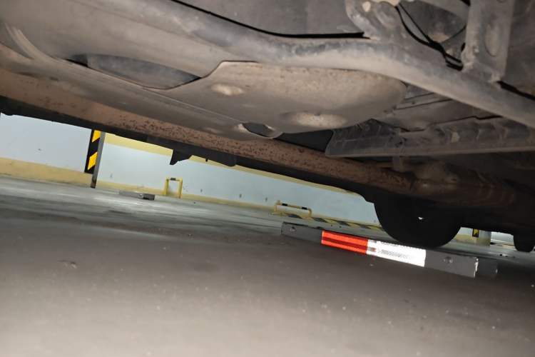 Used Buick Encore 2015 1.4T Automatic Two-Wheel Drive Urban Elite Version Chassis Rear Right