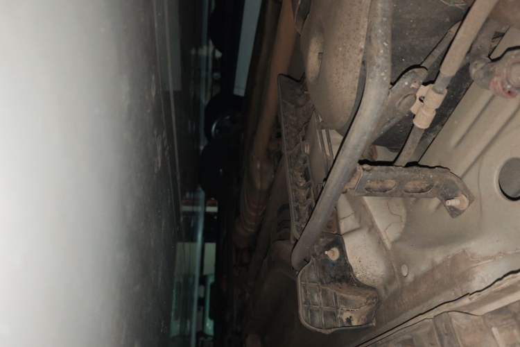 Used Buick Encore 2015 1.4T Automatic Two-Wheel Drive Urban Elite Version Chassis Rear Right