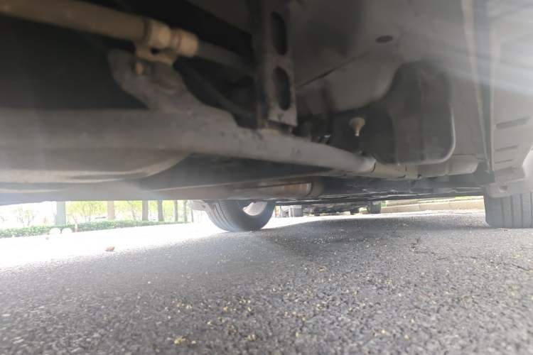 Used Buick Encore 2015 1.4T Automatic Two-Wheel Drive Urban Elite Version Chassis Rear Right
