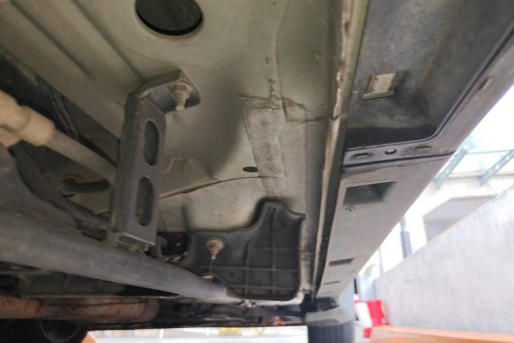 Used Buick Encore 2015 1.4T Automatic Two-Wheel Drive Urban Leading Model Chassis Rear Right