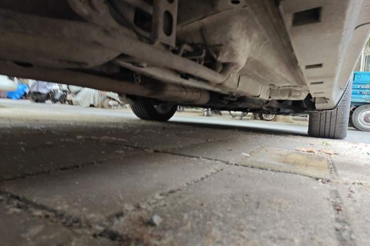 Used Buick Encore 2015 1.4T Automatic Two-Wheel Drive Urban Elite Version Chassis Rear Right