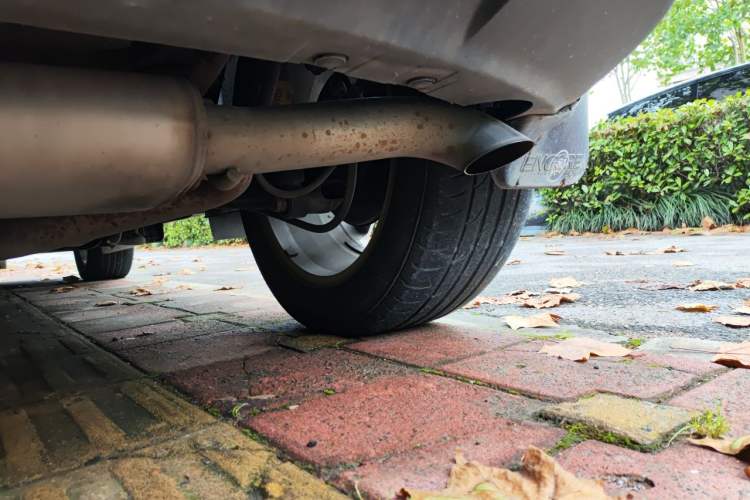 Used Buick Encore 2015 1.4T Automatic Two-Wheel Drive Urban Elite Version Chassis Rear Right