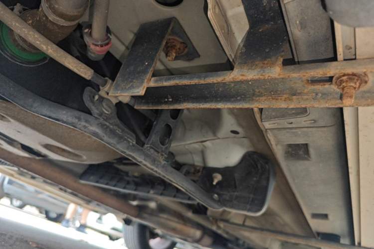 Used Buick Encore 2015 1.4T Automatic Two-Wheel Drive Urban Elite Version Chassis Rear Right