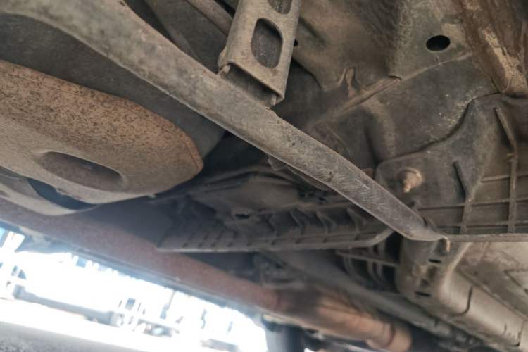 Used Buick Encore 2015 1.4T Automatic Two-Wheel Drive Urban Elite Version Chassis Rear Right