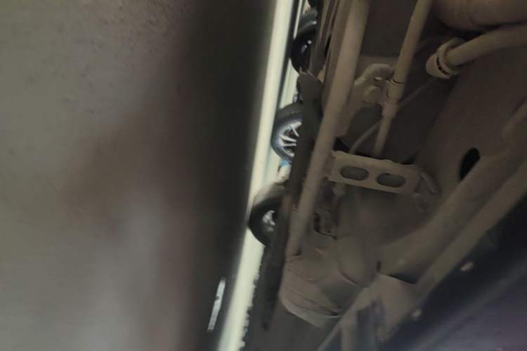 Used Buick Encore 2015 1.4T Automatic Two-Wheel Drive Urban Elite Version Chassis Rear Right