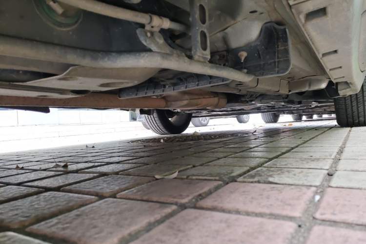 Used Buick Encore 2015 1.4T Automatic Two-Wheel Drive Urban Elite Version Chassis Rear Right