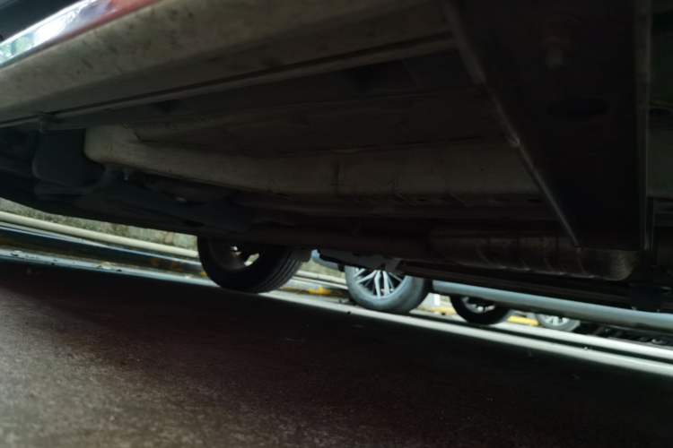 Used Buick Encore 2015 1.4T Automatic Two-Wheel Drive Urban Elite Version Chassis Rear Right