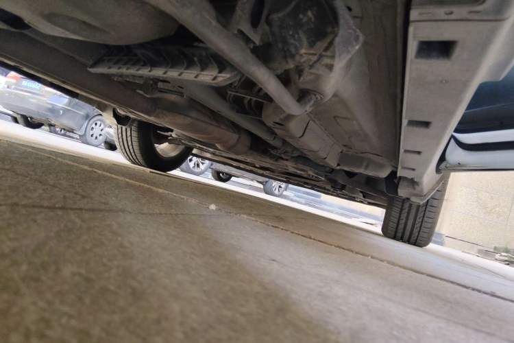 Used Buick Encore 2015 1.4T Automatic Two-Wheel Drive Urban Elite Version Chassis Rear Right
