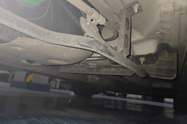 Used Buick Encore 2015 1.4T Automatic Two-Wheel Drive Urban Elite Version Chassis Rear Right