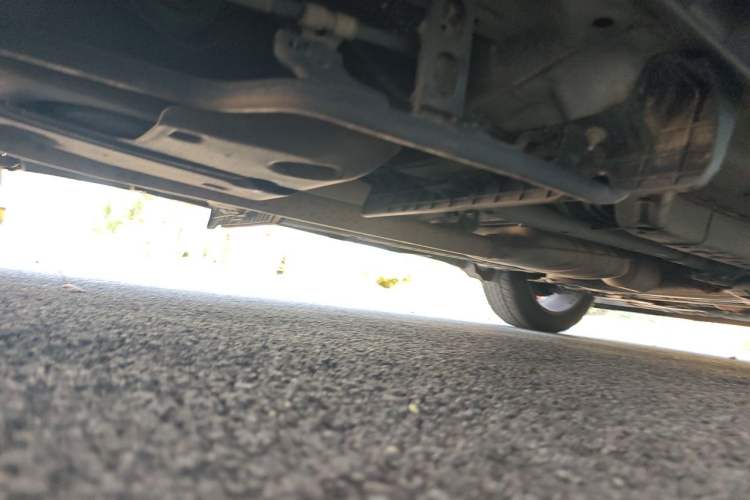 Used Buick Encore 2015 1.4T Automatic Two-Wheel Drive Urban Elite Version Chassis Rear Right