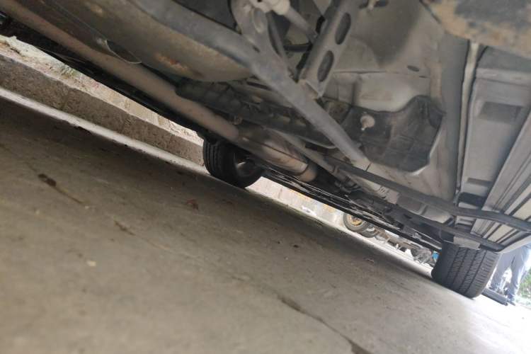 Used Buick Encore 2015 1.4T Automatic Two-Wheel Drive Urban Elite Version Chassis Rear Right