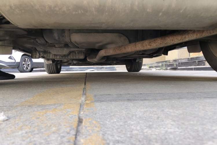 Used Buick Encore 2015 1.4T Automatic Two-Wheel Drive Urban Elite Version Chassis Rear