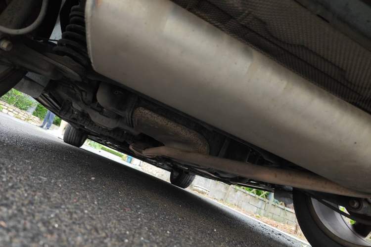 Used Buick Encore 2015 1.4T Automatic Two-Wheel Drive Urban Leading Model Chassis Rear