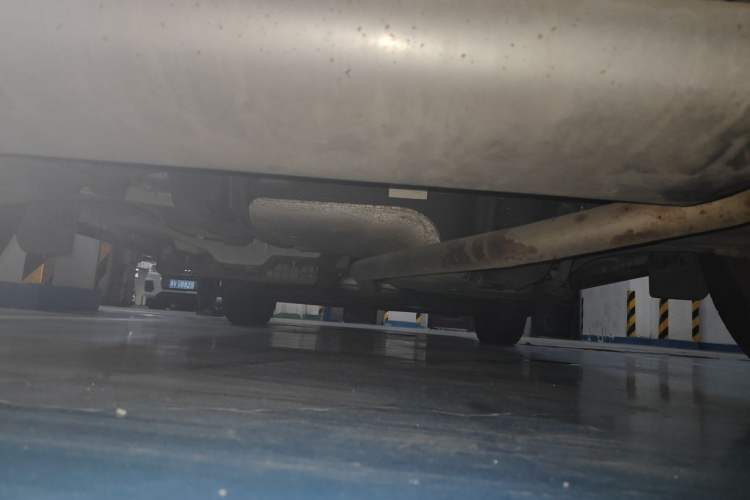 Used Buick Encore 2015 1.4T Automatic Two-Wheel Drive Urban Elite Version Chassis Rear