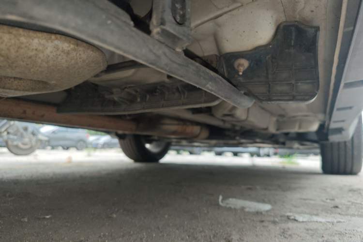 Used Buick Encore 2015 1.4T Automatic Two-Wheel Drive Urban Elite Version Chassis Rear