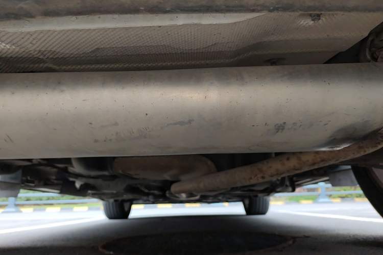Used Buick Encore 2015 1.4T Automatic Two-Wheel Drive Urban Elite Version Chassis Rear