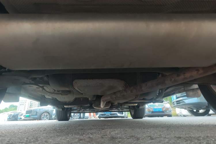 Used Buick Encore 2015 1.4T Manual Two-Wheel Drive Urban Advanced Model Chassis Rear