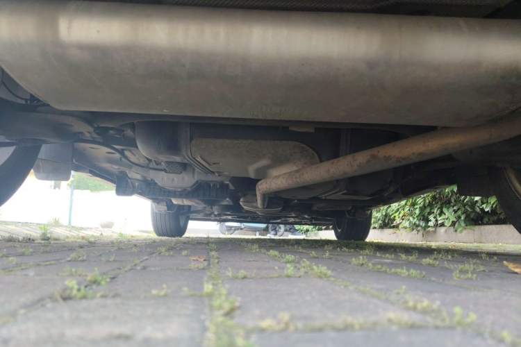 Used Buick Encore 2015 1.4T Automatic Two-Wheel Drive Urban Elite Version Chassis Rear