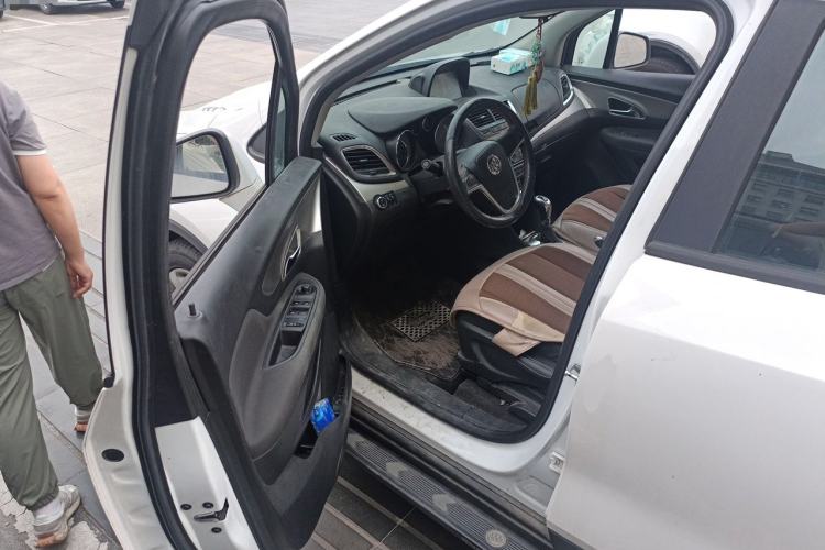 Used Buick Encore 2015 1.4T Automatic Two-Wheel Drive Urban Elite Version Driver Seat