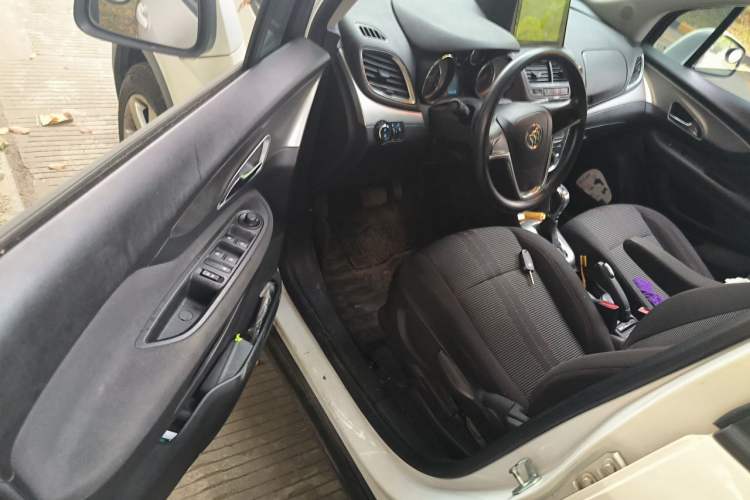 Used Buick Encore 2015 1.4T Automatic Two-Wheel Drive Urban Elite Version Driver Seat