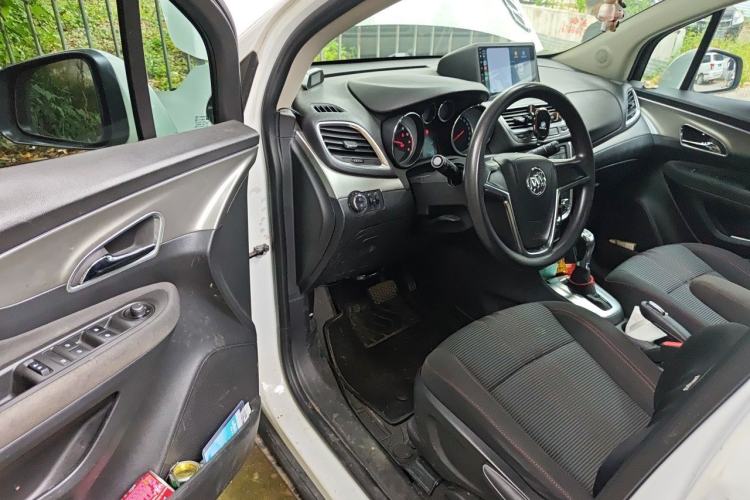 Used Buick Encore 2015 1.4T Automatic Two-Wheel Drive Urban Elite Version Driver Seat