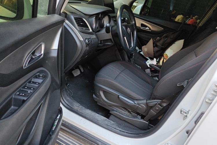 Used Buick Encore 2015 1.4T Automatic Two-Wheel Drive Urban Elite Version Driver Seat