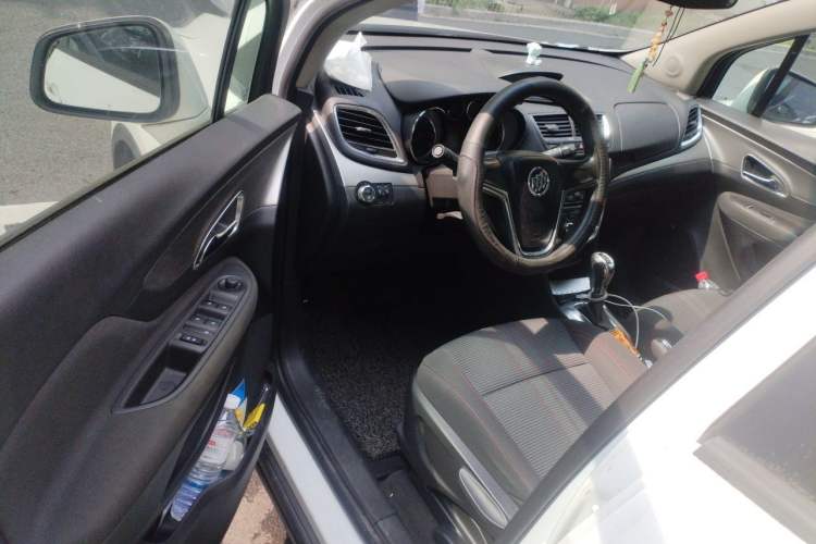 Used Buick Encore 2015 1.4T Automatic Two-Wheel Drive Urban Elite Version Driver Seat