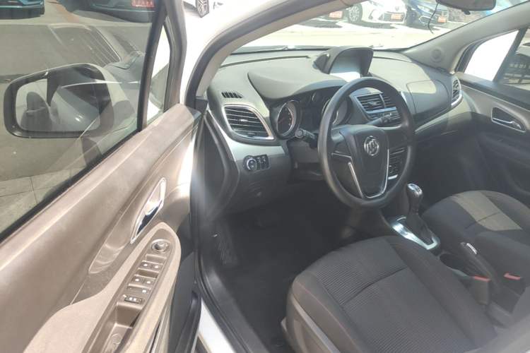 Used Buick Encore 2015 1.4T Automatic Two-Wheel Drive Urban Elite Version Driver Seat