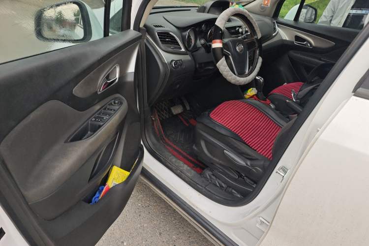 Used Buick Encore 2015 1.4T Automatic Two-Wheel Drive Urban Elite Version Driver Seat