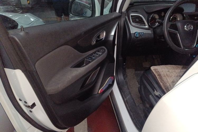 Used Buick Encore 2015 1.4T Automatic Two-Wheel Drive Urban Elite Version Driver Seat