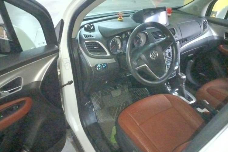 Used Buick Encore 2015 1.4T Automatic Two-Wheel Drive Urban Elite Version Driver Seat