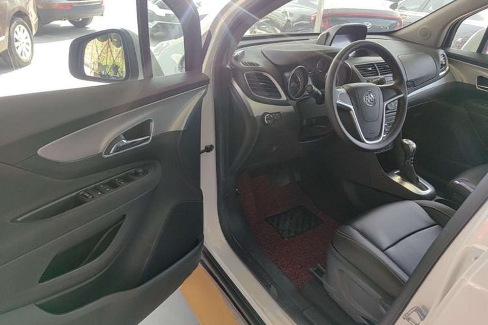Used Buick Encore 2015 1.4T Automatic Two-Wheel Drive Urban Elite Version Driver Seat